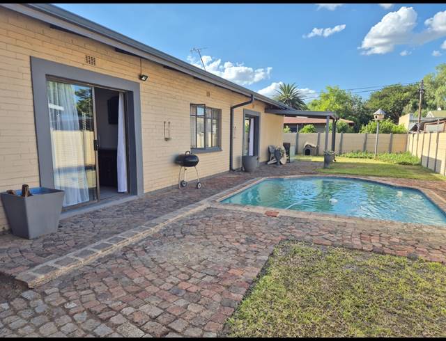 3 BEDROOM HOUSE FOR SALE IN VANDERBIJLPARK SE 1